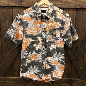 Sunrise kingdom Hawaiian luau short sleeve button down xl